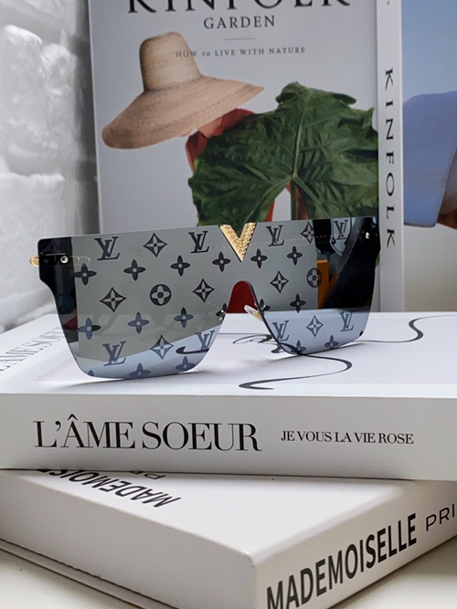 ルイヴィトンサングラス背面デザイン